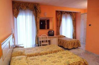 фото отеля Hotel Alexander Palace