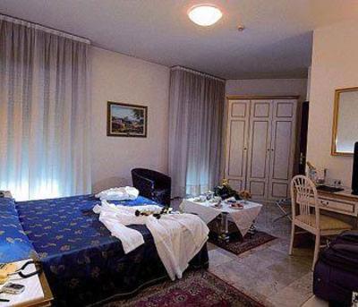 фото отеля Hotel Alexander Palace