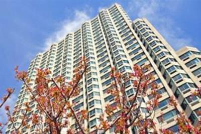 фото отеля East Hampton Towers