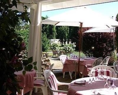 фото отеля La Chaum Yerres Hotel Chaumes-en-Brie