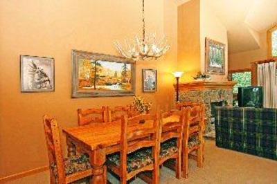 фото отеля One Breckenridge Place Townhomes
