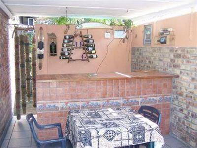 фото отеля Pelican Street Guest Houses