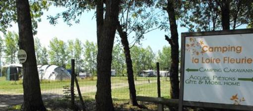 фото отеля Camping La Loire Fleurie