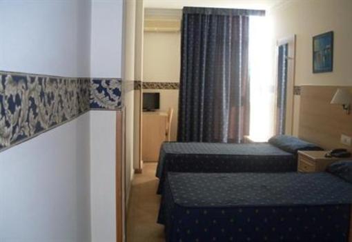 фото отеля Hotel Alboran