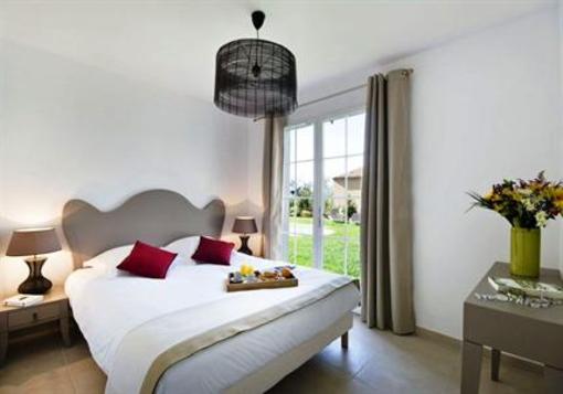 фото отеля Le Clos Savornin