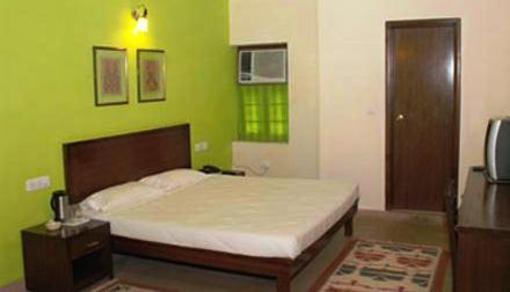фото отеля Rajdeep Hotel