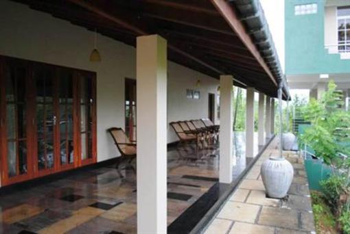 фото отеля Sri lanka Gilbys Bungalow Hikkaduwa