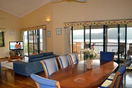 фото отеля Hamilton Island Villas