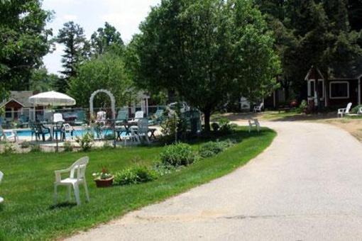фото отеля Old Red Inn & Cottages North Conway