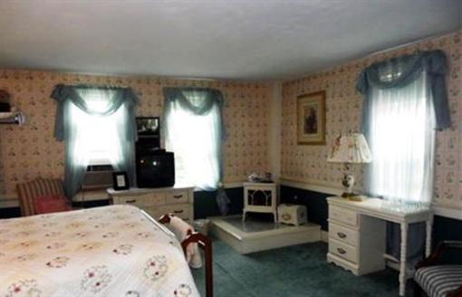 фото отеля Old Red Inn & Cottages North Conway