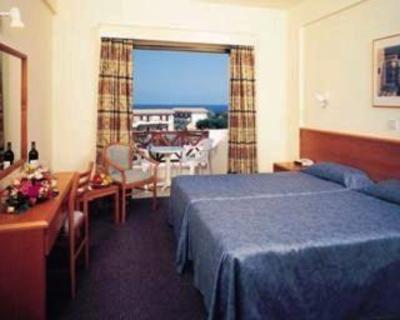 фото отеля Harry's Hotel Protaras