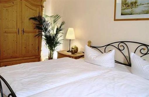 фото отеля Seehotel Lindenhof