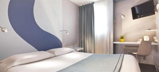 фото отеля Hotel Kyriad Lyon Est Vaulx-en-Velin