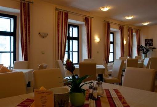 фото отеля Hotel Paradies