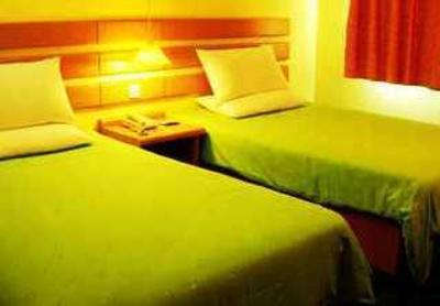 фото отеля Home Inn Changchun Tongzhi Street Baicao Road