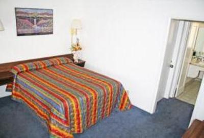 фото отеля Lark Motel