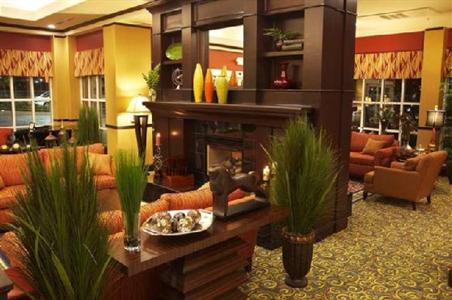 фото отеля Hilton Garden Inn Fontana