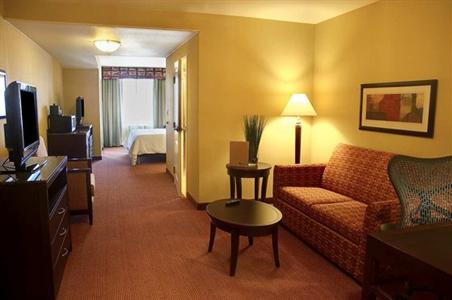 фото отеля Hilton Garden Inn Fontana