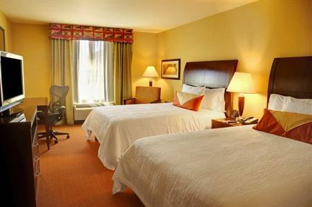 фото отеля Hilton Garden Inn Fontana