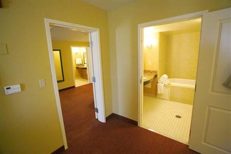 фото отеля Hilton Garden Inn Fontana