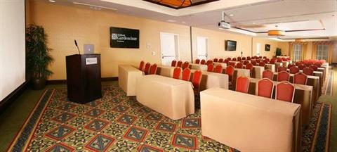 фото отеля Hilton Garden Inn Fontana