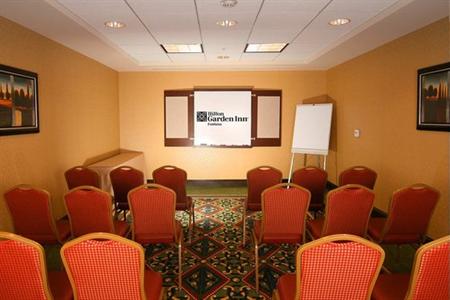фото отеля Hilton Garden Inn Fontana