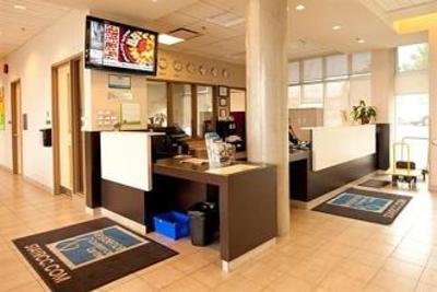 фото отеля Thompson Rivers University Residence Kamloops