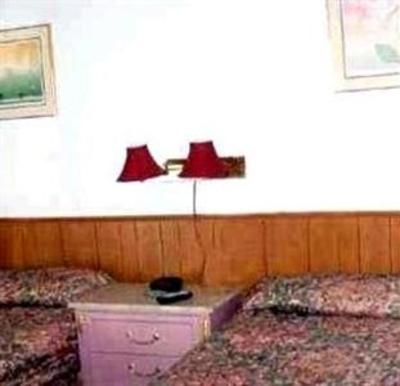 фото отеля Great Lakes Motel