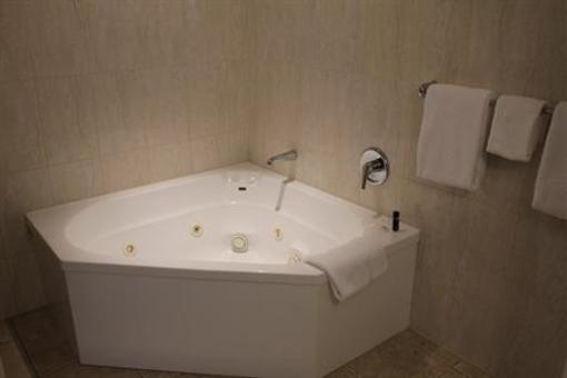 фото отеля Harbour City Motor Inn Tauranga