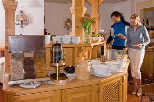 фото отеля Breitlehenalm Hotel Obertauern
