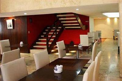 фото отеля Majestic Hotel & Suites