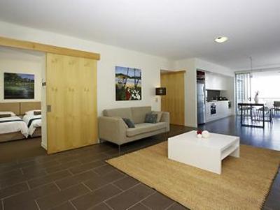 фото отеля Accor Grand Mercure Apartments