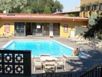 Pinecrest Inn