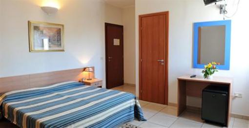 фото отеля Hotel Il Timone Carovigno