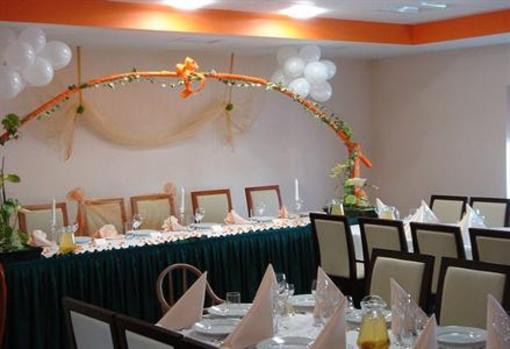 фото отеля Hotel Orange Przezmierowo