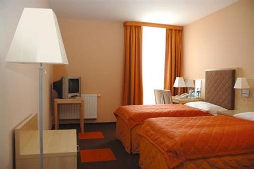 фото отеля Hotel Orange Przezmierowo