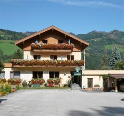 фото отеля Gasthof Pension Lechner St. Johann im Pongau