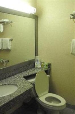 фото отеля Quality Inn Riverview Enola