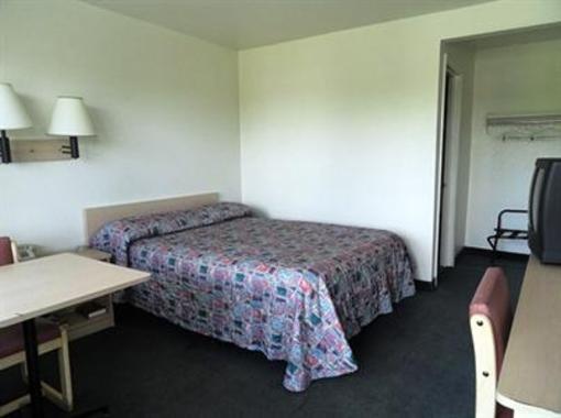фото отеля Scottish Inn Greensboro (North Carolina)