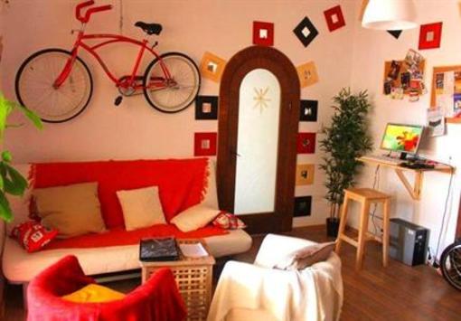 фото отеля The Cozyness Downtown Hostel
