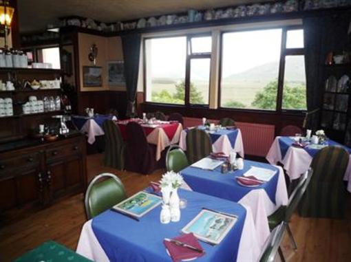 фото отеля Kylemore Pass Hotel