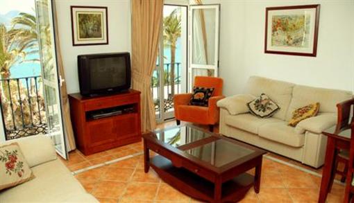 фото отеля Hostal Marissal Nerja