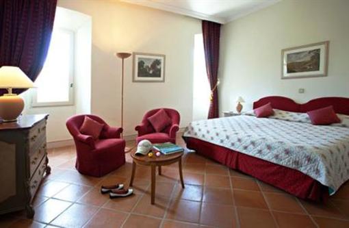 фото отеля Chateau De Taulane Hotel La Martre