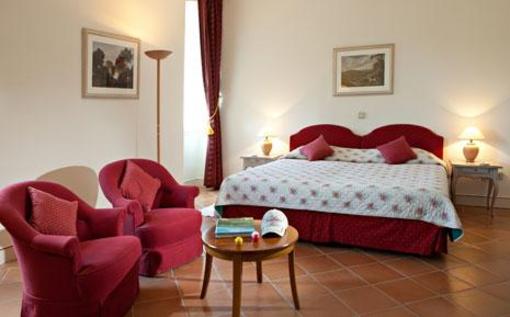 фото отеля Chateau De Taulane Hotel La Martre