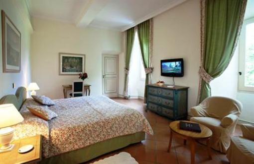 фото отеля Chateau De Taulane Hotel La Martre