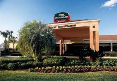 фото отеля Courtyard Hotel Orlando Lake Buena Vista