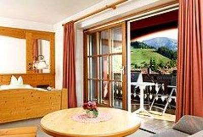 фото отеля Kur und Landhotel Muhlenhof Oberstaufen