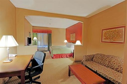 фото отеля BEST WESTERN Denton Inn & Suites