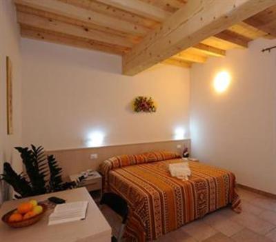 фото отеля Agriturismo Corte La Sacca Pozzolengo