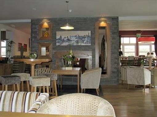 фото отеля The Boathouse Kilsyth